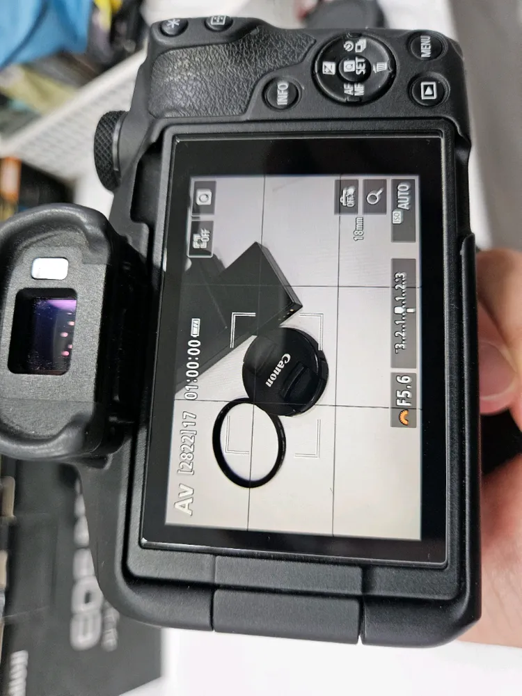 캐논 eos r50 + 18-45 렌즈 세트 이미지