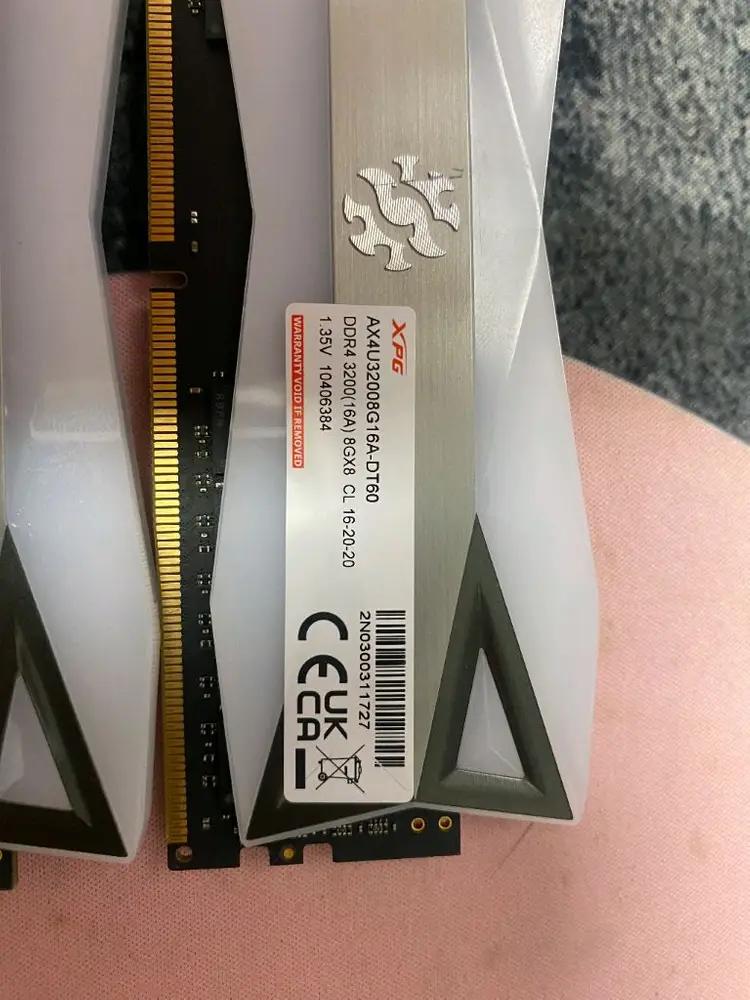 XPG DDR4 3200 8GB CL16 x 2 이미지