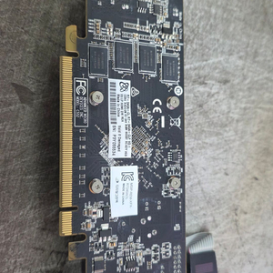 XFX Radeon R7 240 그래픽 카드 이미지