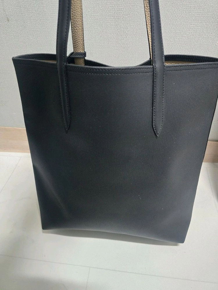 라코스테 리버시블 쇼퍼백 이미지