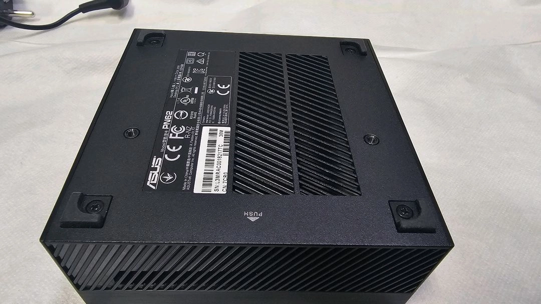 베어본 ASUS 미니 PC PN62 i5 10210U,8G,240GB 이미지