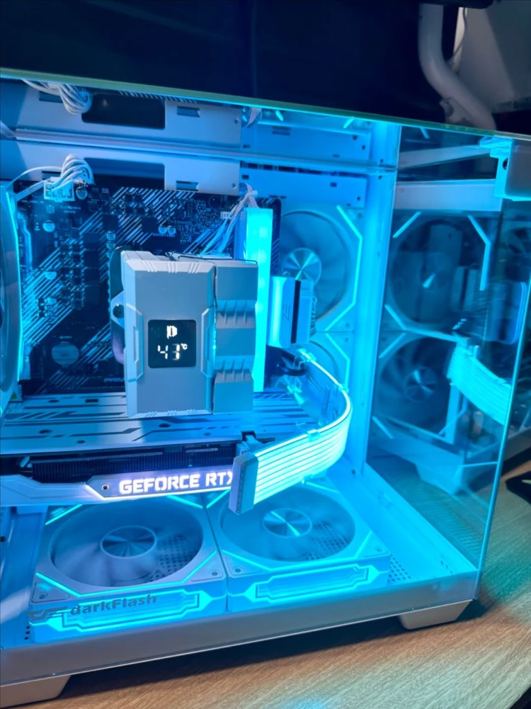 RTX 5060 [미사용 새컴퓨터] 게이밍 데스크탑 PC (부품박스) 이미지