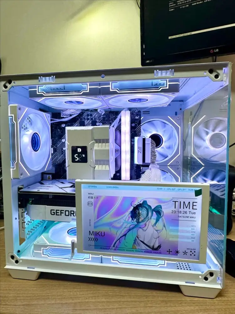 RTX 5060 [미사용 새컴퓨터] 게이밍 데스크탑 PC (부품박스) 이미지