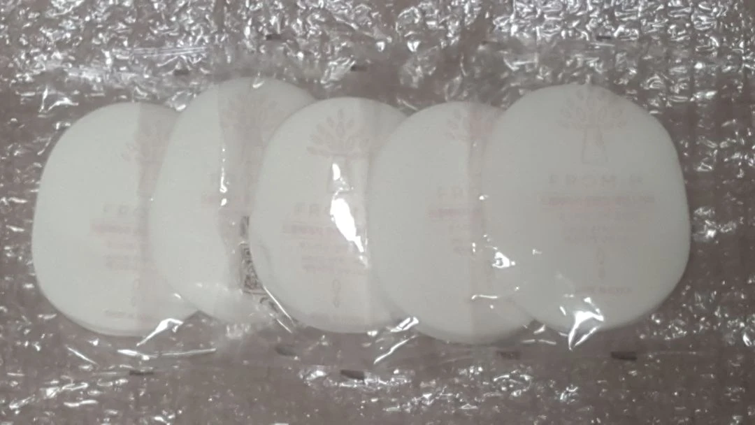 미용소품(쿨링마사저,해면,화장솜,눈썹칼,브러쉬세척매트,뷰러,메이크업 스폰지,mts롤러,세안밴드 등등 이미지