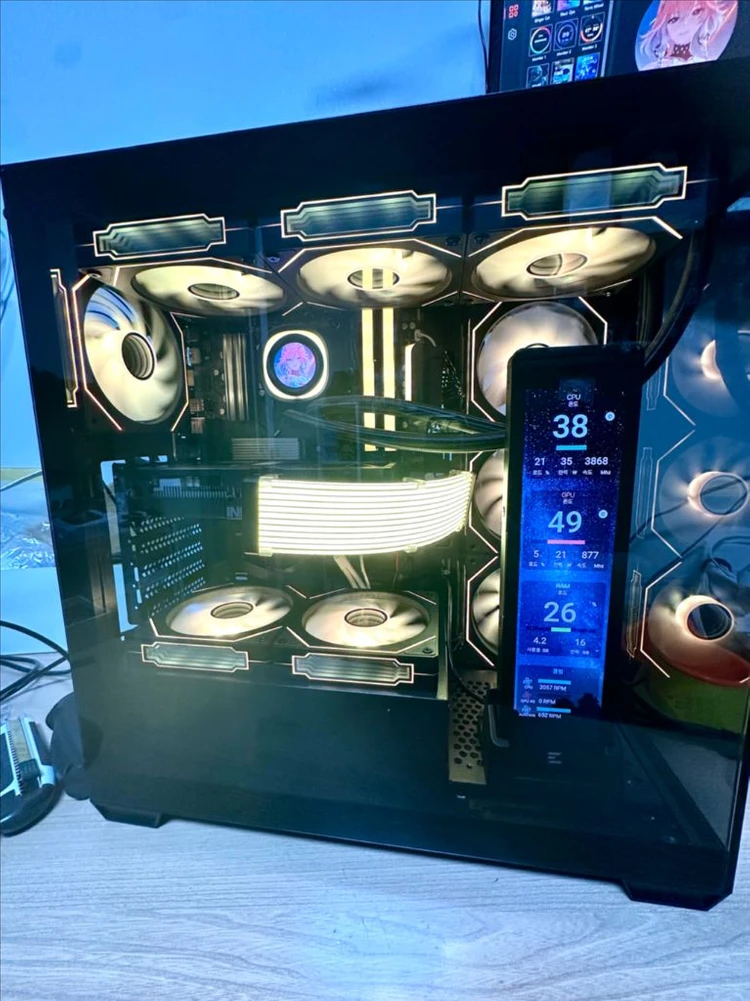 RTX 5060 [미사용 새컴퓨터] 게이밍 데스크탑 PC (부품박스) 최신 게임 쾌적 플레이 영상편집 가능 블랙 이미지