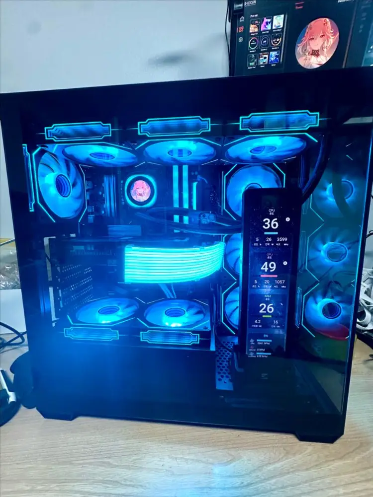 RTX 5060 [미사용 새컴퓨터] 게이밍 데스크탑 PC (부품박스) 최신 게임 쾌적 플레이 영상편집 가능 블랙 이미지