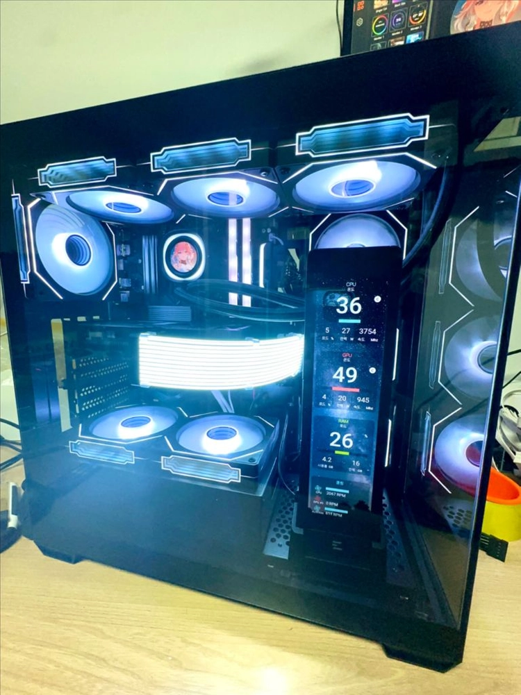 RTX 5060 [미사용 새컴퓨터] 게이밍 데스크탑 PC (부품박스) 최신 게임 쾌적 플레이 영상편집 가능 블랙 이미지