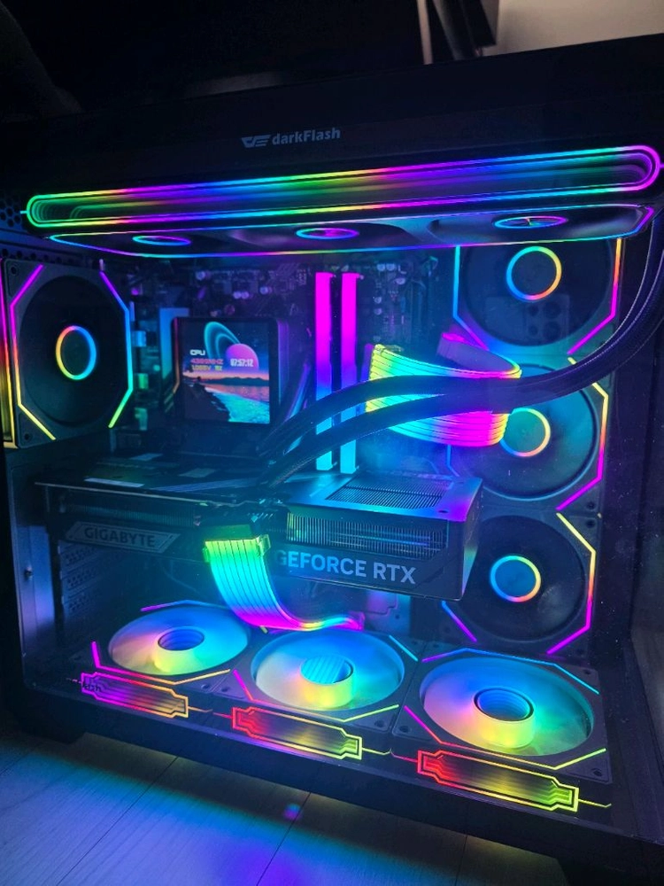 라이젠7 9800X3D RTX5080 신품본체 급매 이미지