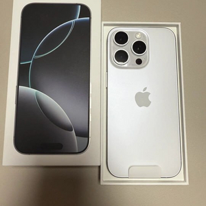아이폰 16프로 256GB 화이트 티타늄 이미지