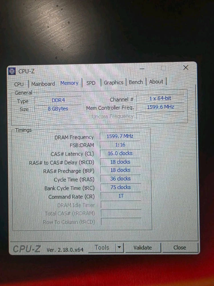 DDR4 8GB 메모리 이미지
