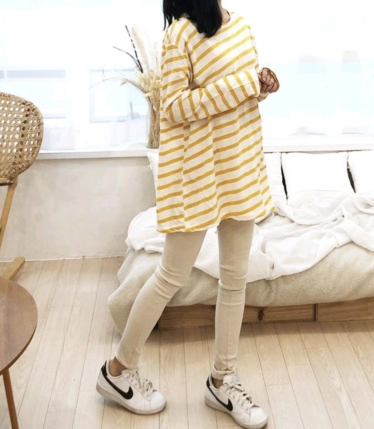헐렁 줄무늬 티셔츠 블루색상 이미지