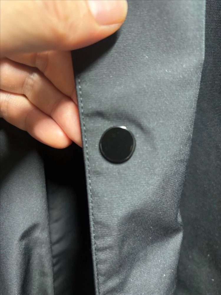 버버리 블랙 셔츠 팝니다(사이즈 LG 100 정품) 이미지