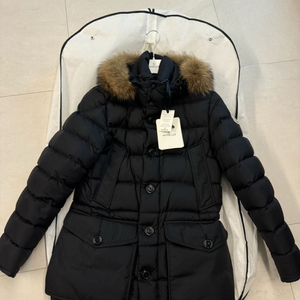 24FW 몽클레어 클루니 블랙 패딩 팝니다 이미지