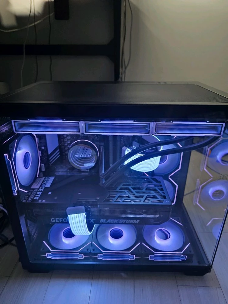 라이젠7 7800X3D RTX4080S 본체 싸게팝니다 이미지