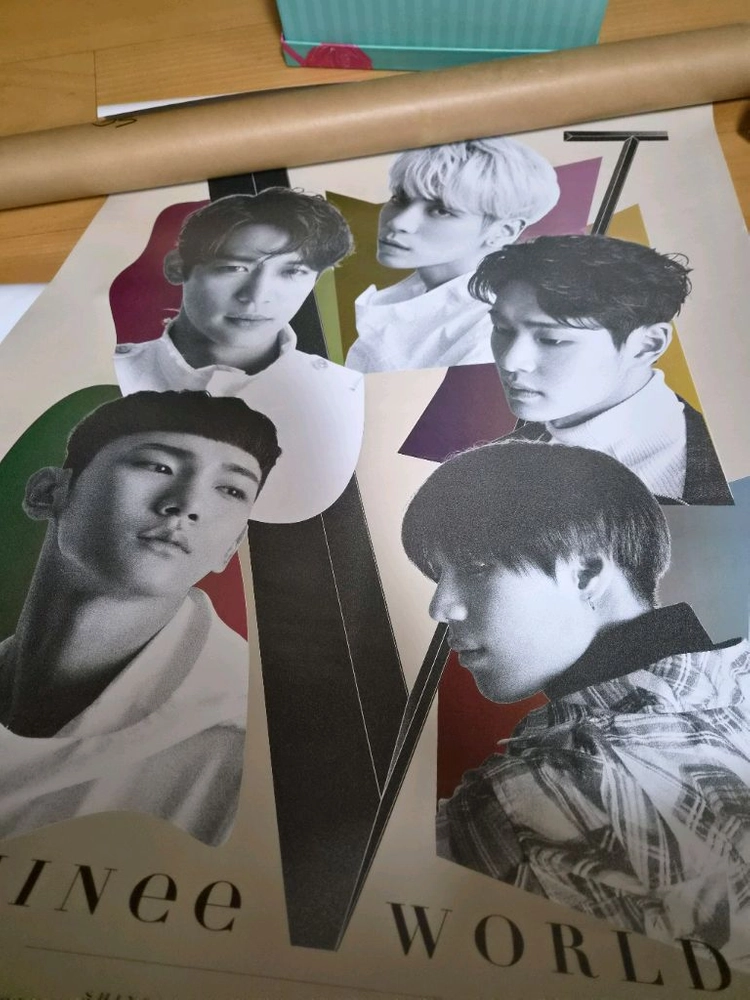 샤이니 굿즈 팝니다 이미지