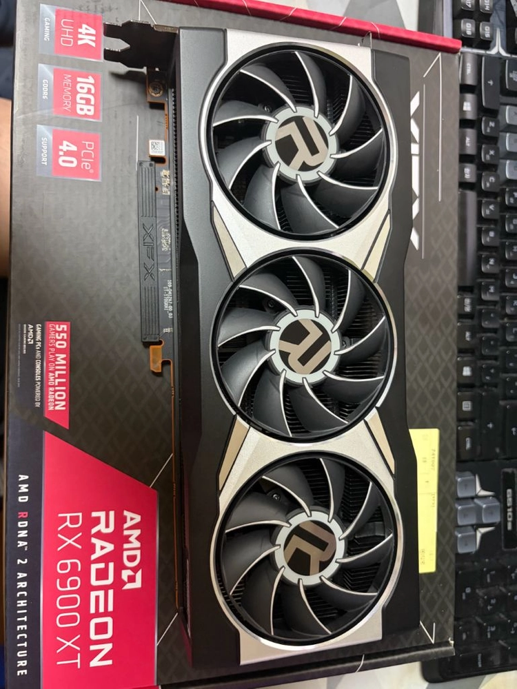 xfx 라데온 6900xt 레퍼런스 그래픽카드 이미지