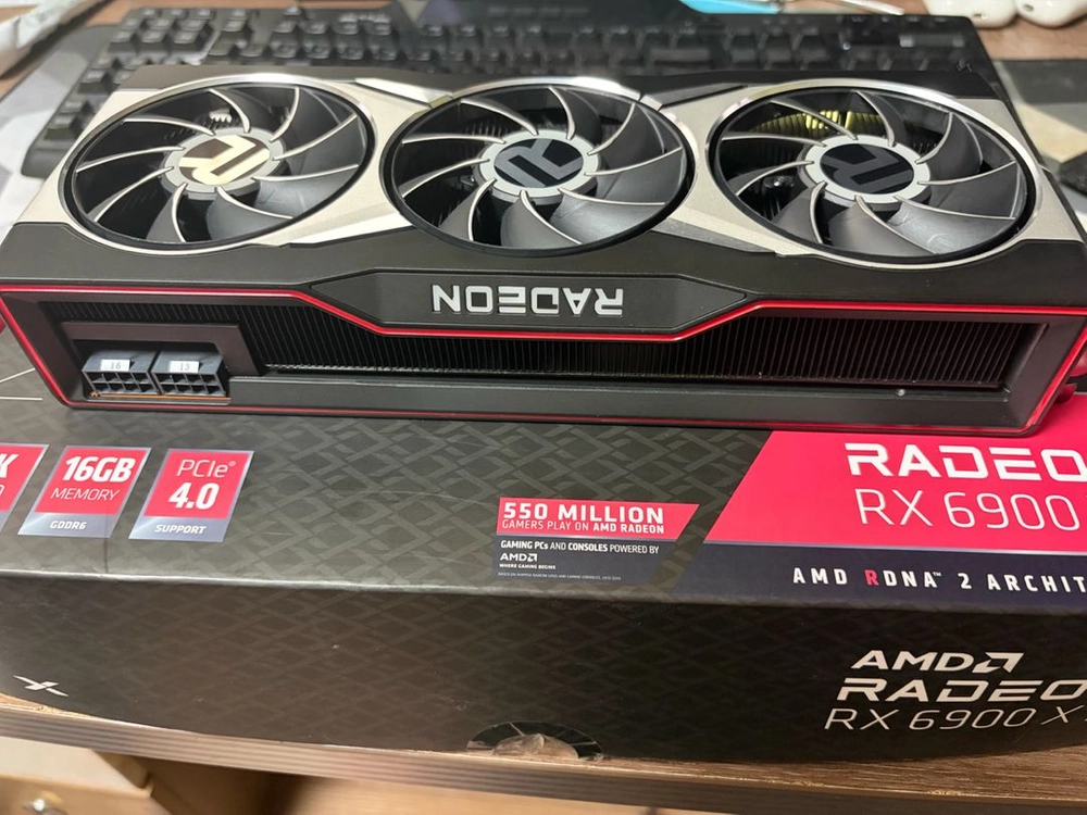 xfx 라데온 6900xt 레퍼런스 그래픽카드 이미지