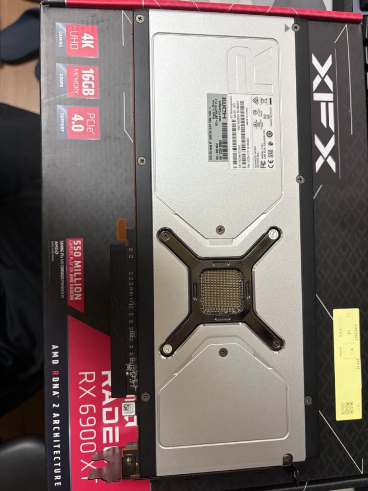 xfx 라데온 6900xt 레퍼런스 그래픽카드 이미지