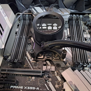AMD 쓰레드리퍼 1950X + X399-A + 크라켄 수랭 세트 반본체 (쿨러 AS 29년) 이미지