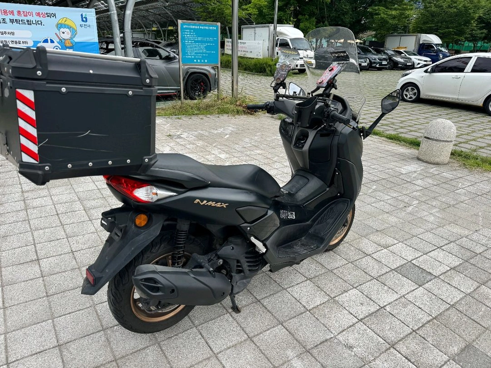 야마하 nmax125 23년 abs 짧은키로수 판매합니다 이미지