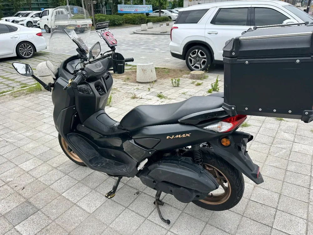 야마하 nmax125 23년 abs 짧은키로수 판매합니다 이미지