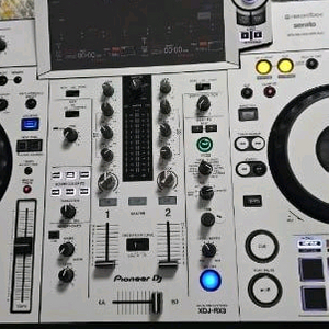 Pioneer DJ XDJ-RX3 올인원 디제잉 시스템 이미지