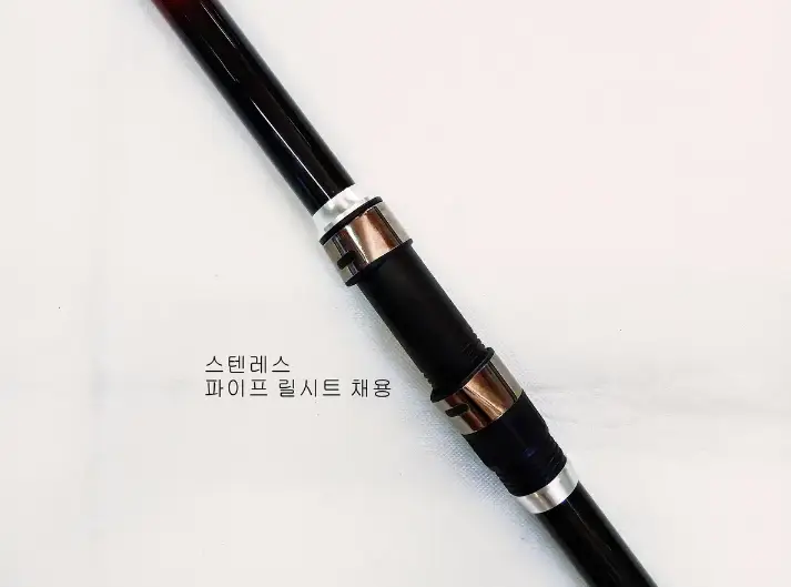바낙스원투대,카고낚시대4.3m2대,5000번릴2대,받침대,가방 풀세트 이미지