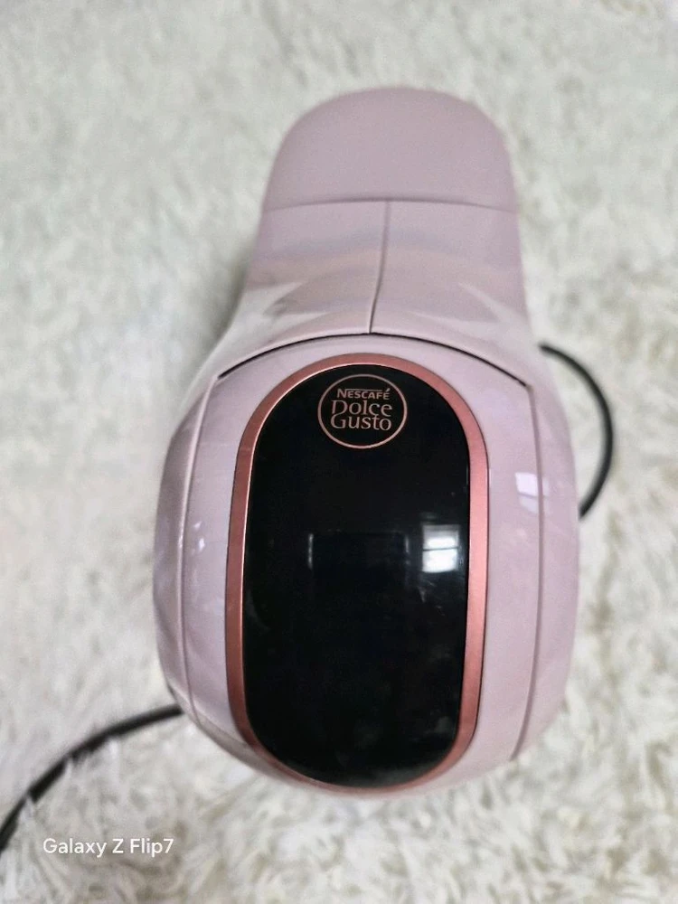 네스카페 돌체구스토 지니오S 모카 핑크 이미지