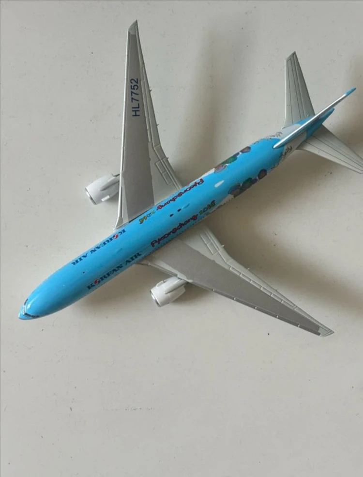 [초희귀/한정판] 1:400 대한항공 평창올림픽 유치기원 A330-300 다이캐스트 분양합니다 이미지