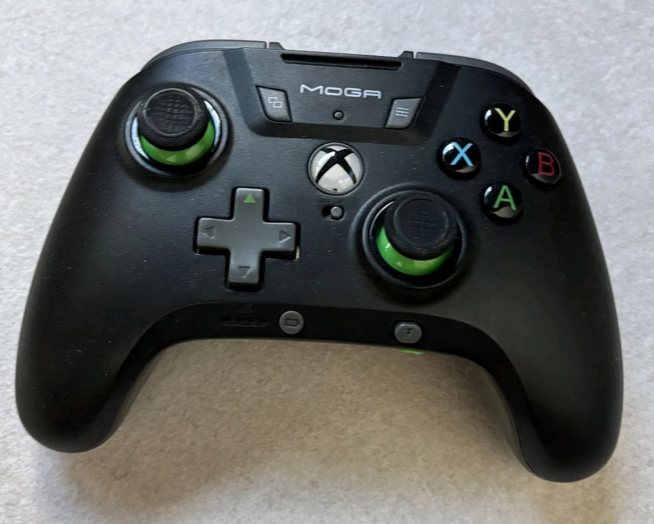 미개봉 새상품] Xbox 유선 헤드셋 / 4세대 화이트 패드 이미지