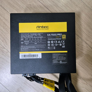 안텍 Antec EA750G PRO 750W 파워 서플라이 이미지