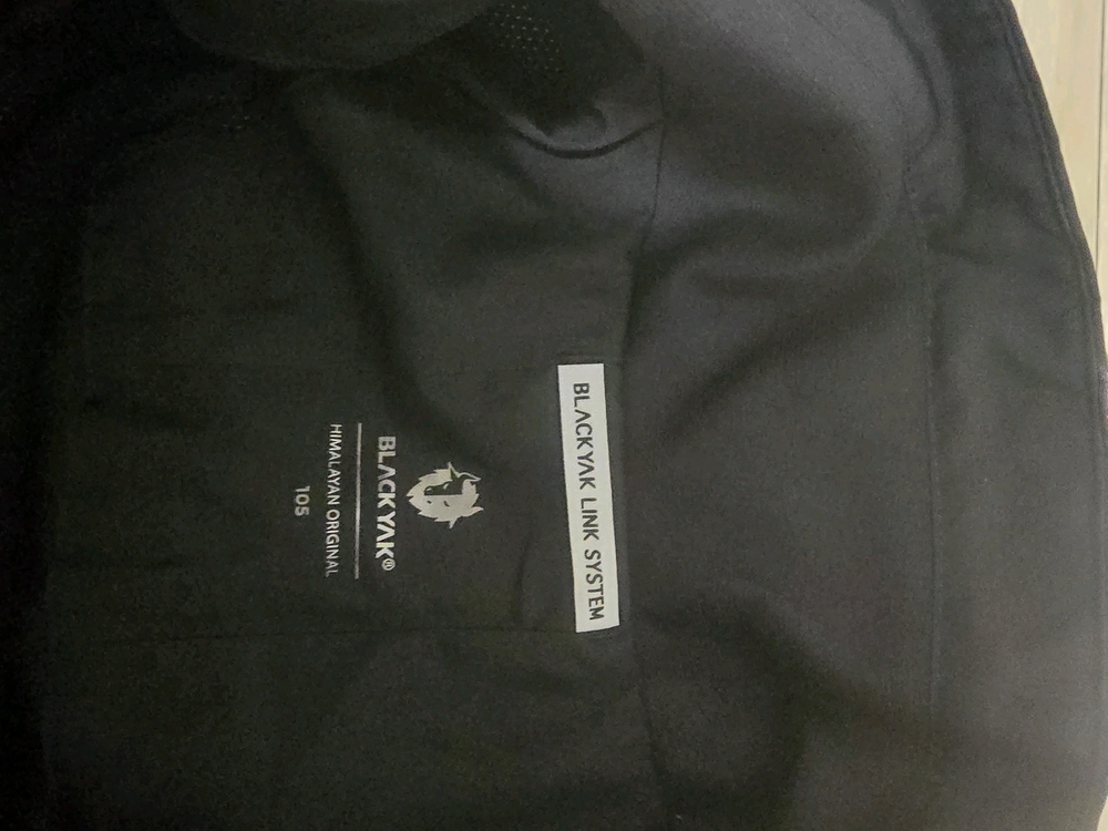 블랙야크 GORE-TEX 고어텍스 자켓 바람막이 새제품 105 이미지