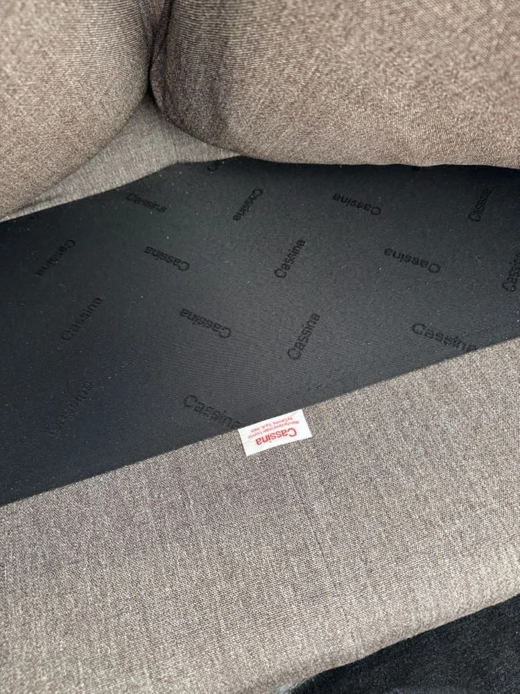 Cassina 마라룽가 2.5인 소파 팝니다 이미지