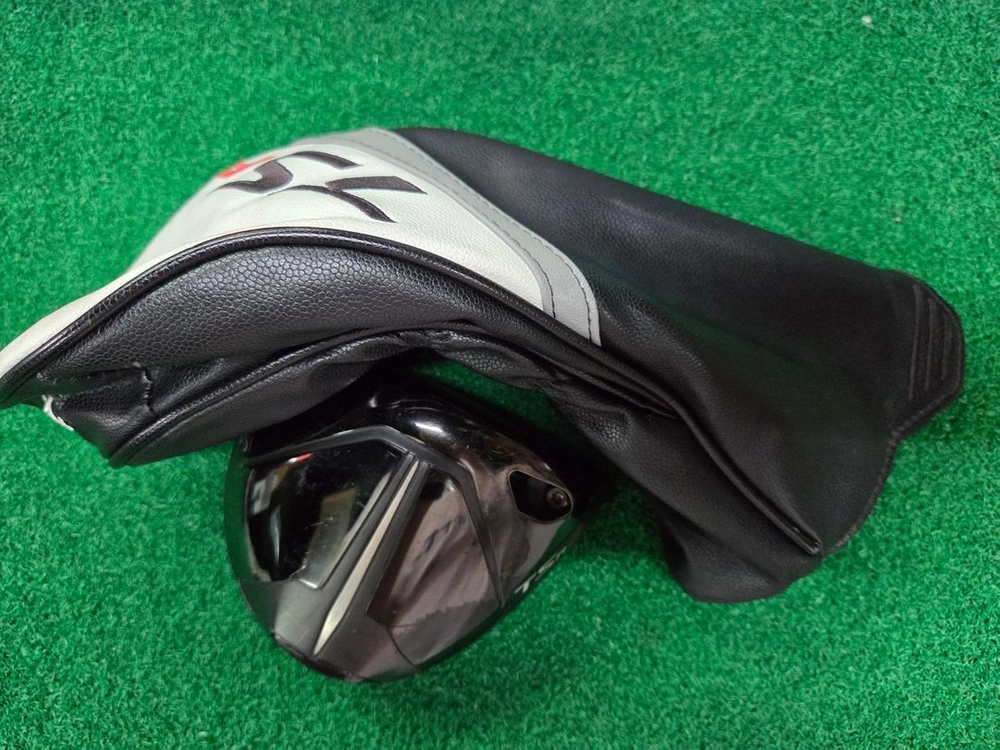 Titleist 타이틀리스트 TSR2 드라이버 헤드 이미지