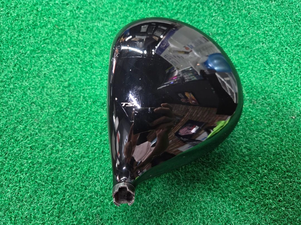 Titleist 타이틀리스트 TSR2 드라이버 헤드 이미지