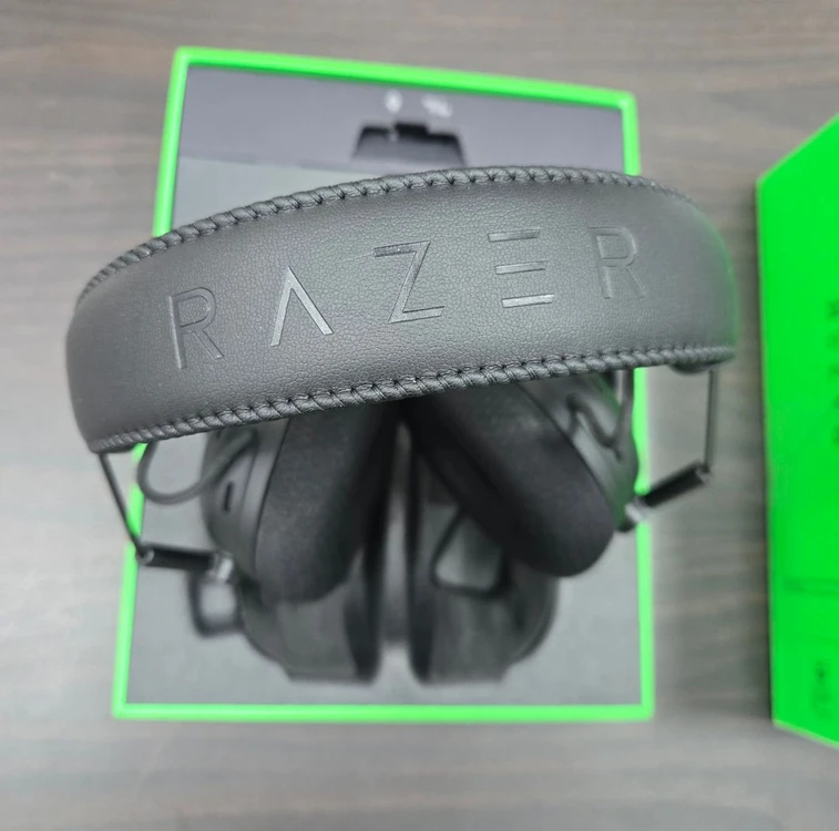 Razer Black Shark V3 Pro 헤드셋 블랙-002 무선 ANC 기능 이미지