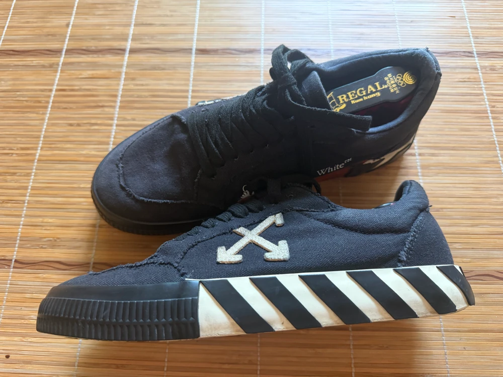 Off white 오프화이트 로우탑 블랙 스니커즈 운동화 42 국내 270 이미지