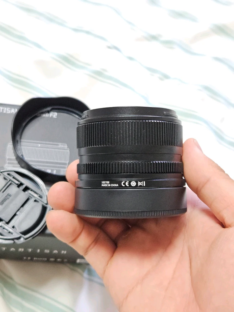 티티아티산(TTARTISAN) AF 40mm F2 블랙 L마운트 이미지