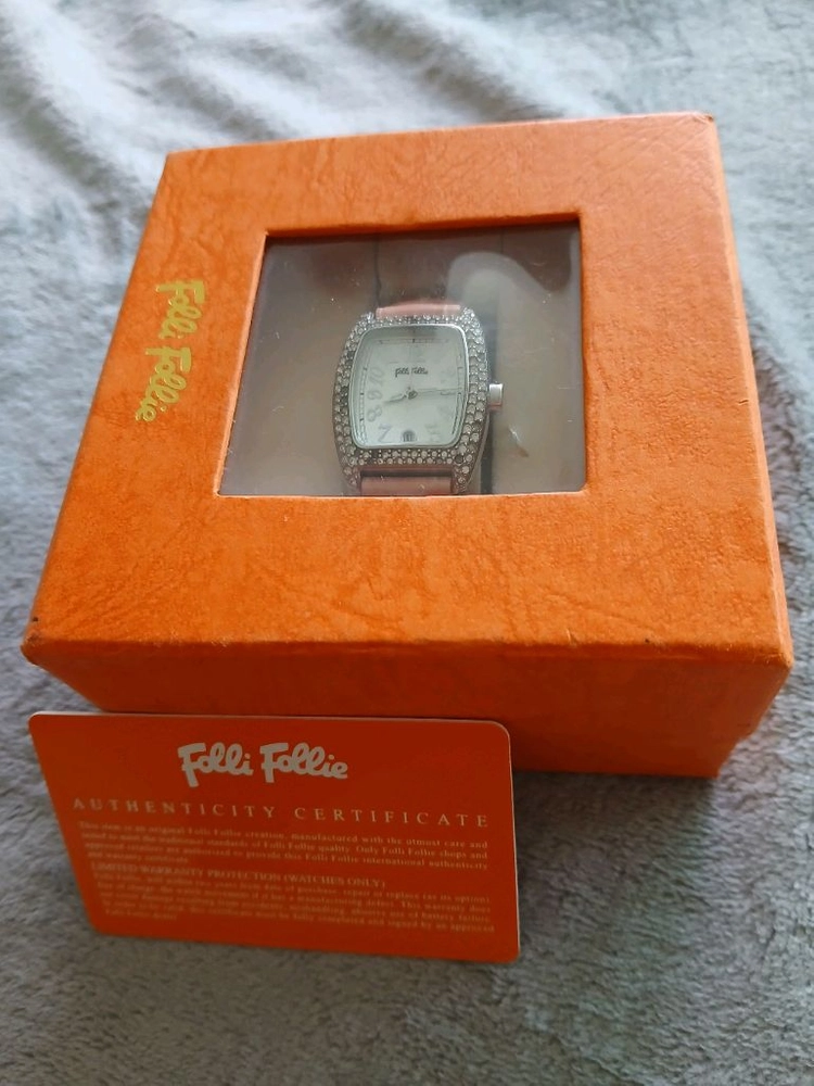 여성용시계 브랜드: 폴리폴리 (Folli Follie 이미지