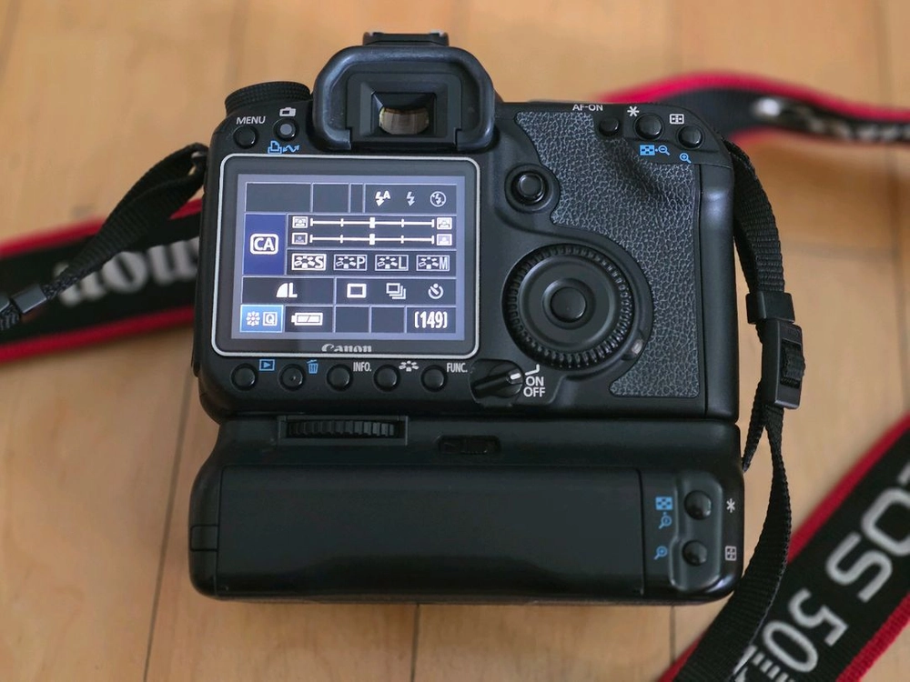 캐논 50D + BG-E2N grip + EFS 18-55mm 이미지