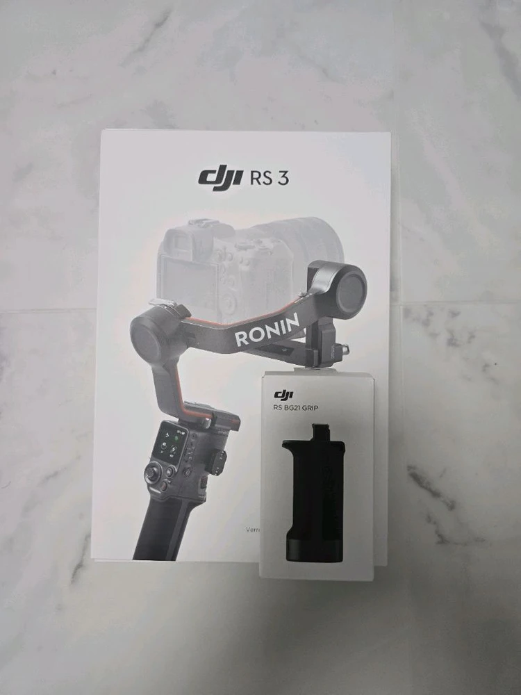 dji rs3 3축 짐벌 스태빌라이저 이미지