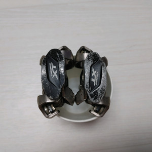 시마노 mtb 클릿페달 pd-m8000 xt버전 팝니다. (택포6.5만) 이미지