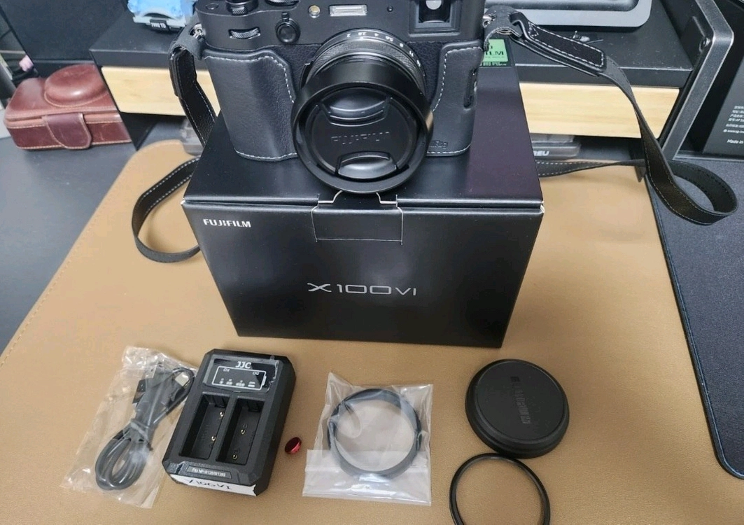 후지필름 X100VI 블랙 400컷 이미지