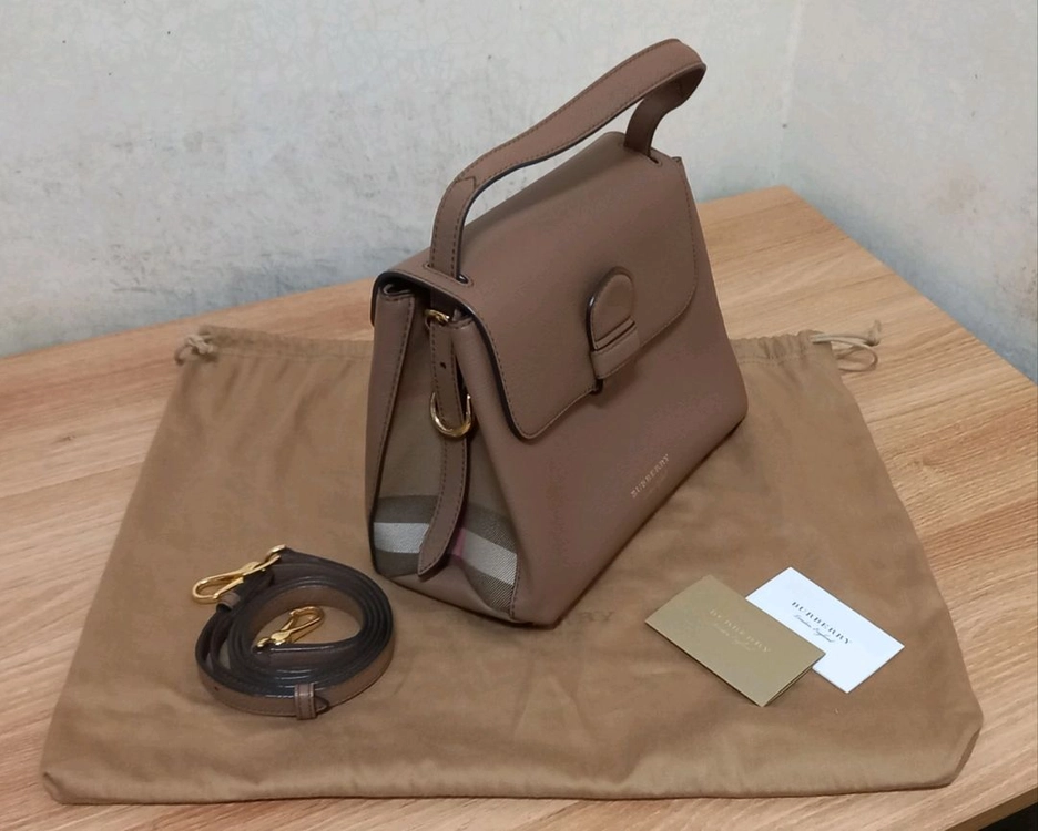 버버리 하우스 체크 캠벌리 토트백 이미지