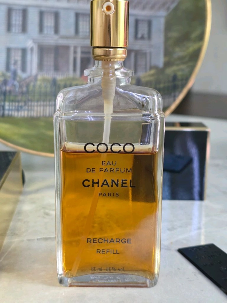 코코샤넬 향수 이미지