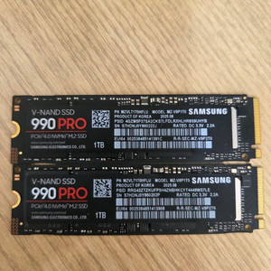 25년 8월 삼성 990PRO M.2 NVMe SSD 1TB 2개 팝니다 이미지