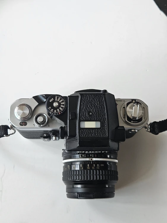 니콘 F2AS 실버 + NIKKOR 50mm F2 AI 필름카메라 판매합니다 이미지