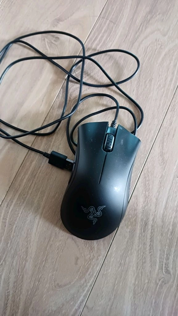 레이저 데스에더 에센셜 게이밍 마우스 블랙 이미지
