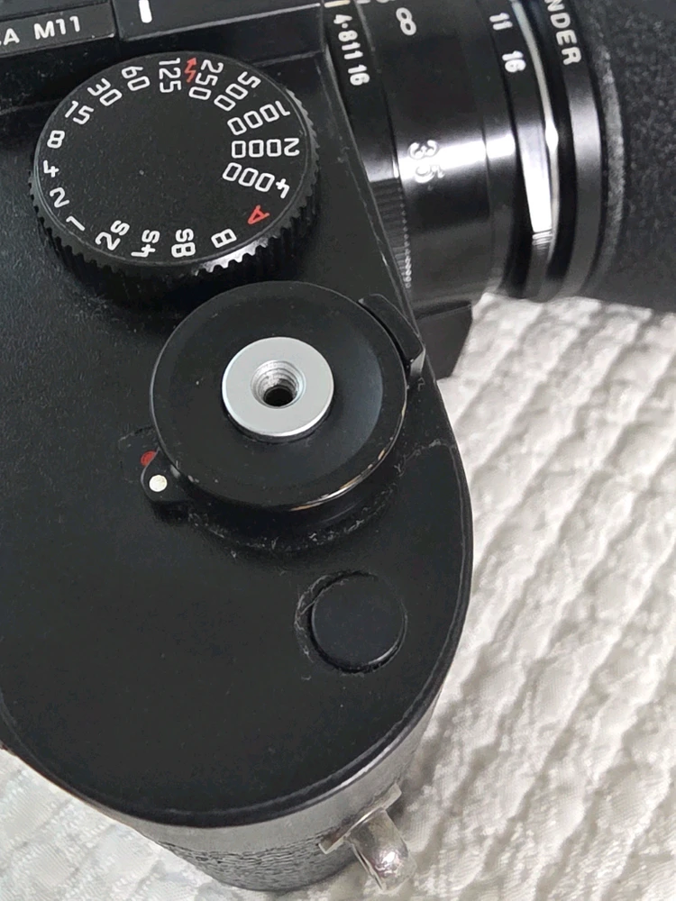 라이카 m11 블랙 + 보이그랜더 울트론 빈티지 35mm f2 이미지