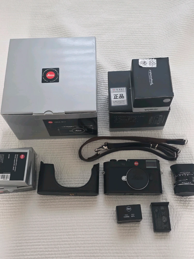 라이카 m11 블랙 + 보이그랜더 울트론 빈티지 35mm f2 이미지